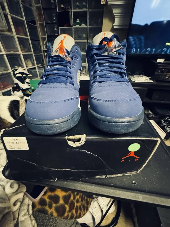 Size 12 - Air Jordan 5 Retro Low Knicks
