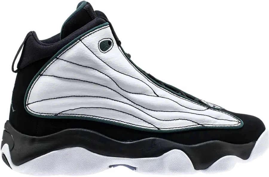 Air Jordan Pro Strong Bg - White-black-green - Size 6 Upc94