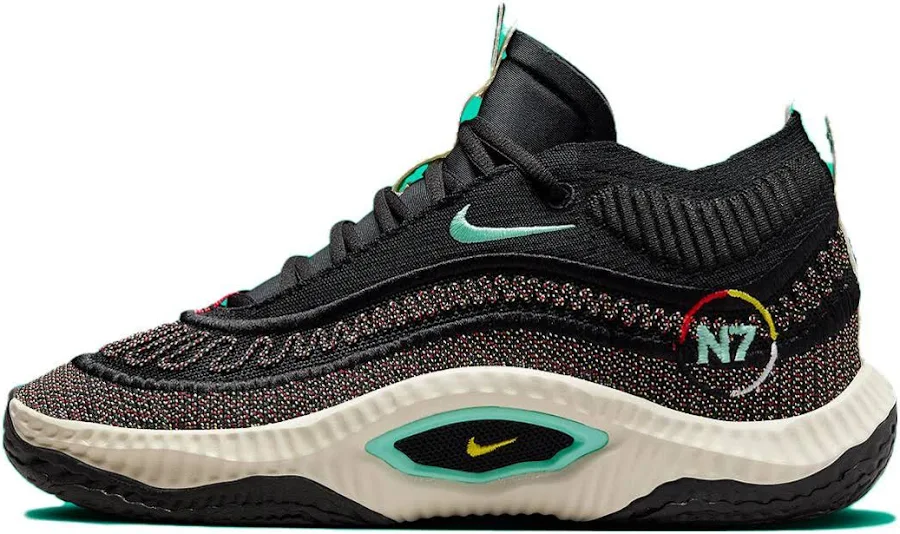Nike Men's Cosmic Unity 3 N7 Basketball Shoes