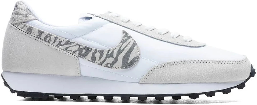 Nike Women's Dbreak SE Sneakers