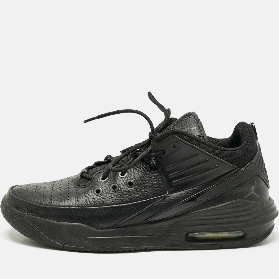 Air Jordans Black Leather Jordan Max Aura 5 Black Anthracite Sneakers