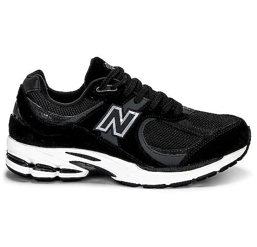 New Balance New Balance M2002RV1 in Black - size Mens 13/Womens 14.5