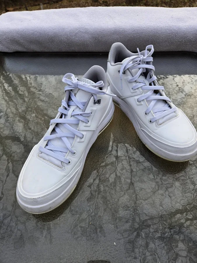 Vintage Jordan Flight Origin 3 White - Size 10 (guc)