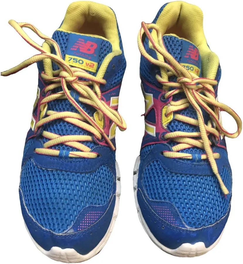 New Balance 750 V2 Blue Cloth Trainers Size 8.5 US