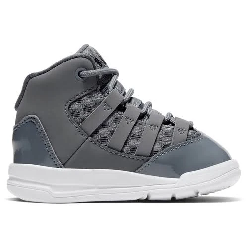 Jordan Kids Max Aura
