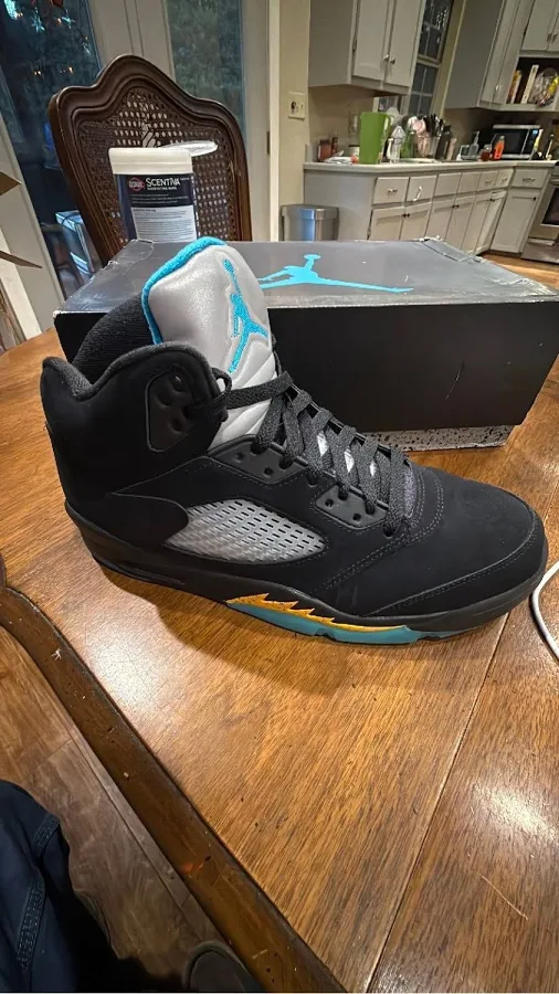 Jordan 5 aqua