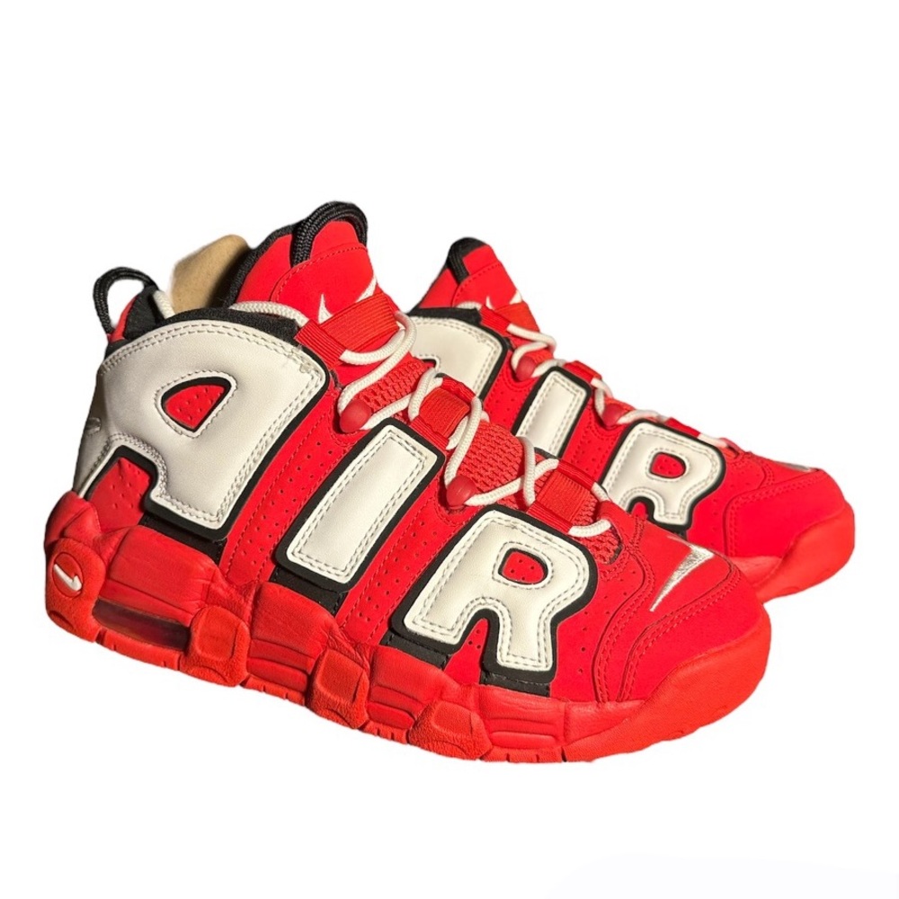 ️ Nike Air More Uptempo 96' Sneakers ️ Worn once and in great condition