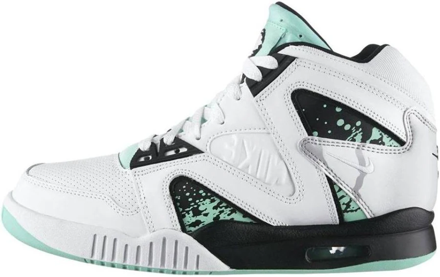 Nike Men's Air Tech Challenge QS