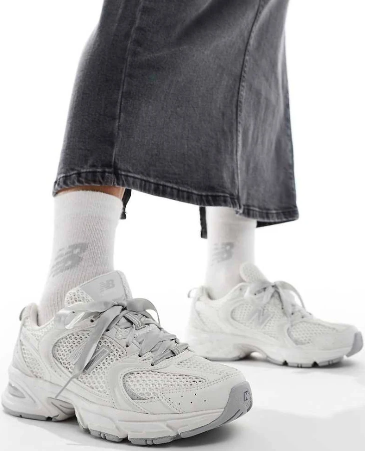 New Balance 530 Sneakers with Ribbon laces