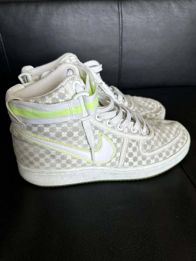 Nike Womens Vandal High Premium – White – Volt Size 7.5 Us
