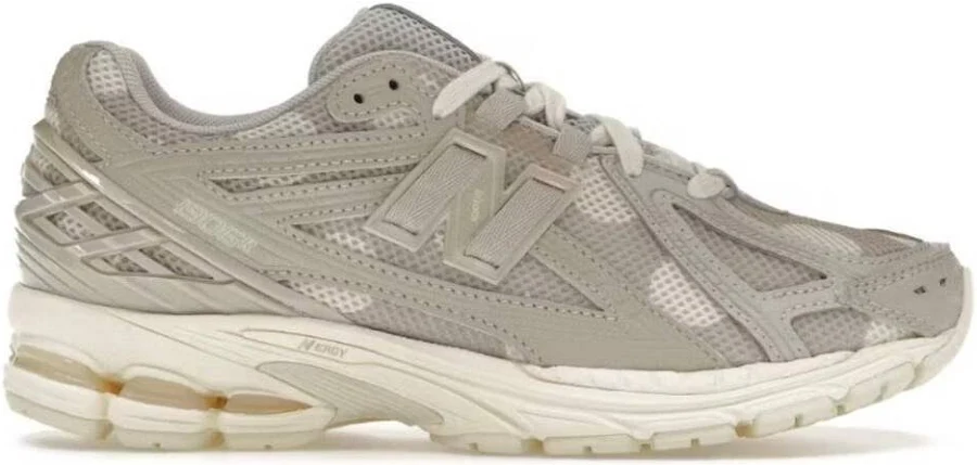 Balance 1906r Polka Dot Moonrock