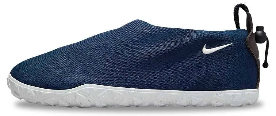 Nike ACG Moc "Armory Navy/Black/University Red/Sail"