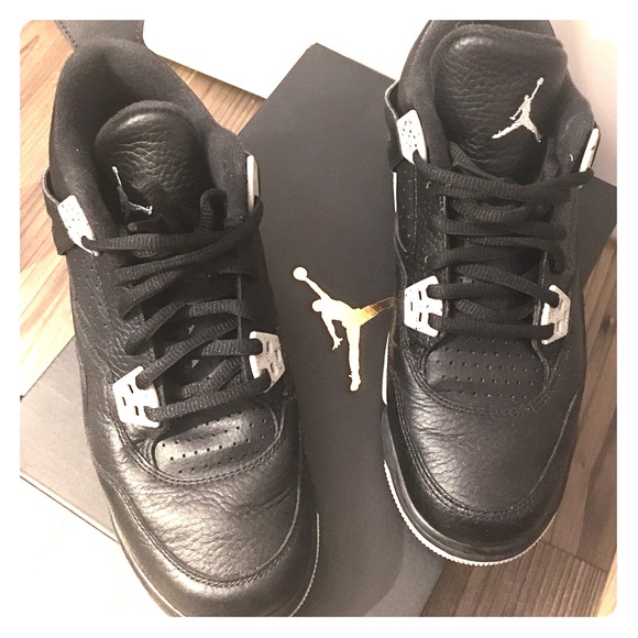 Air Jordan 4 retro Oreo size 36-37