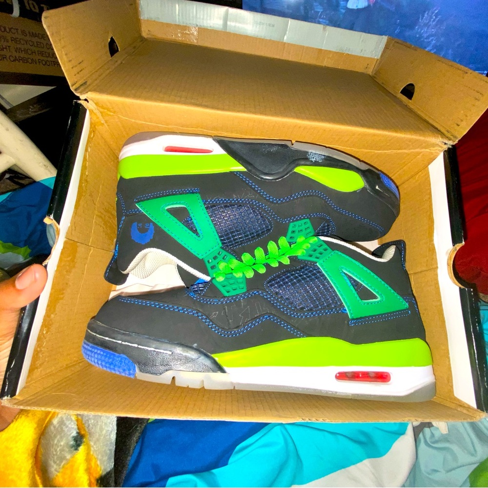 isaiah scott Jordan 4s/ Superman 4s