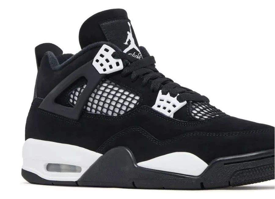 Air JORDAN 4 RETRO 'WHITE THUNDER1