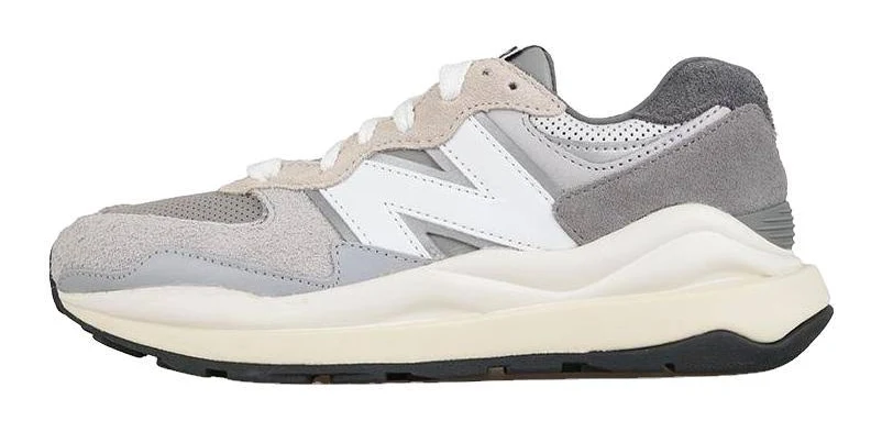 New Balance 57/40 'grey Day' Men Sneakers - Gray/white