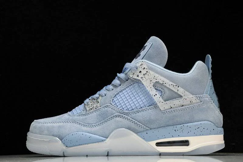 Air Jordan 4 unc Pe