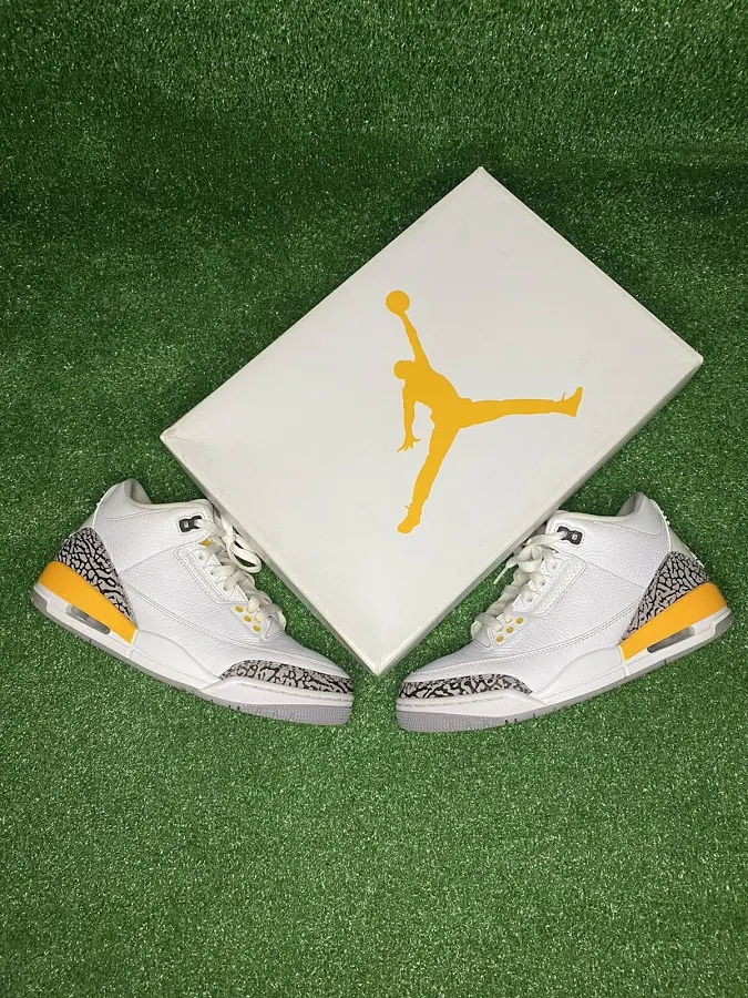 Size 9w/7.5m - Jordan 3 Retro Laser Orange 2020
