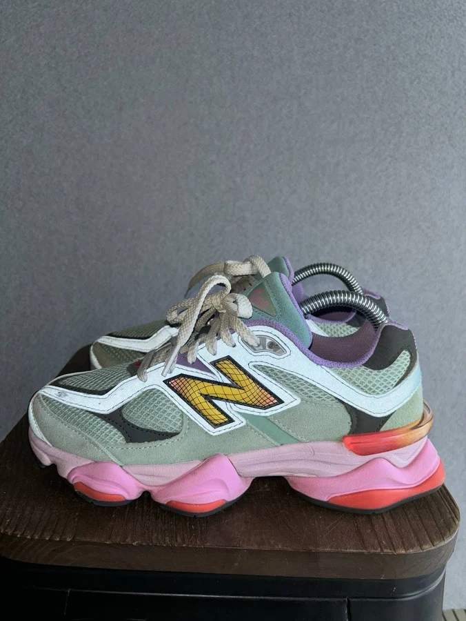 Balance 9060 Warped Multi-color Teal/pink Men's Size M5.5