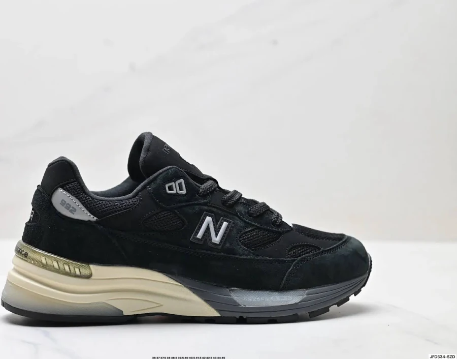 Black New Balance 992 Sneakers190