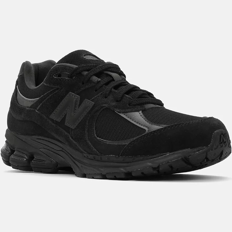 U2002rbl Balance 2002r Triple Black (men's)