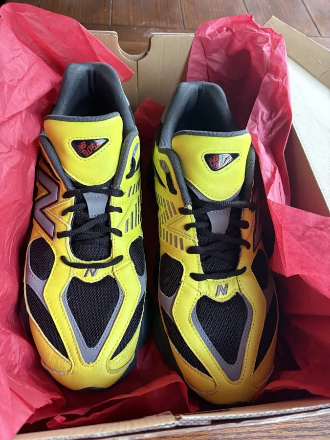 Balance 9060s Yellow And Black Size 13