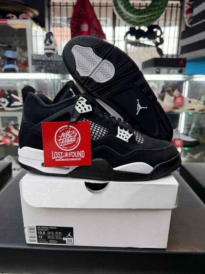 Jordan 4 Retro White Thunder
