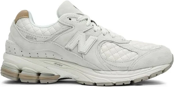 New Balance Men's 2002r Quilted Sneakers