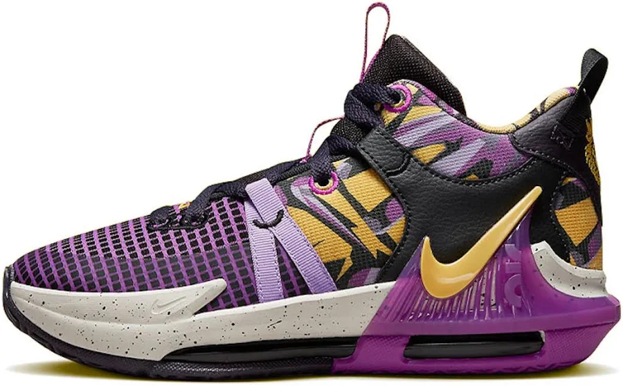 Nike LeBron Witness VII SE Boys' Basketball Sneakers