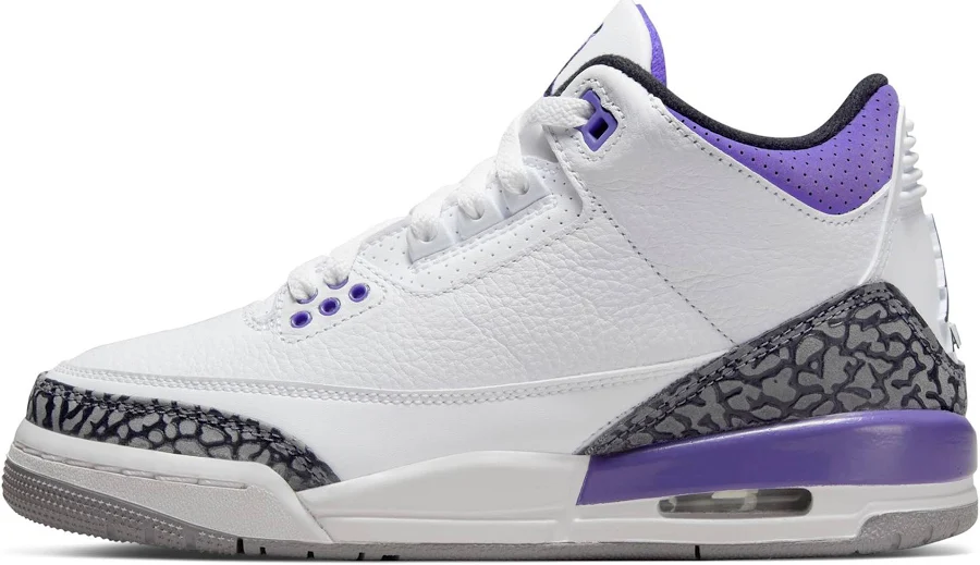 Air Jordan 3 Retro GS Sneakers (2022)