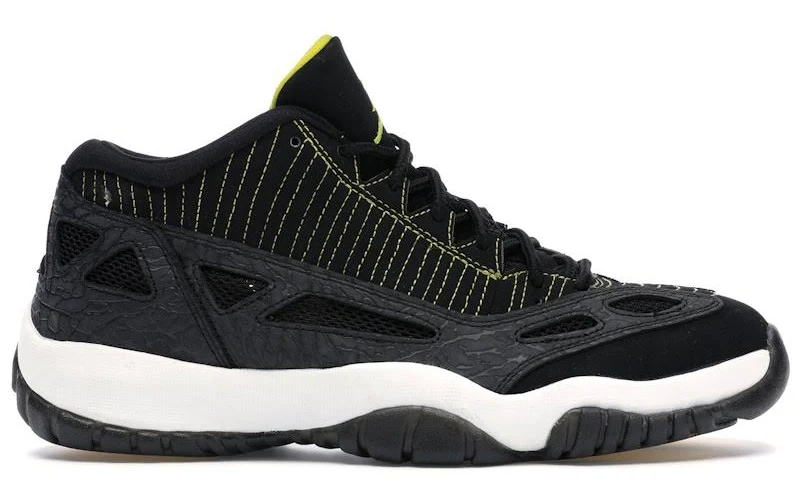 Jordan 11 Retro Low IE