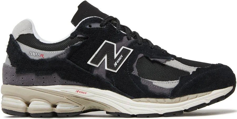 New Balance 2002R Protection Pack Black Grey