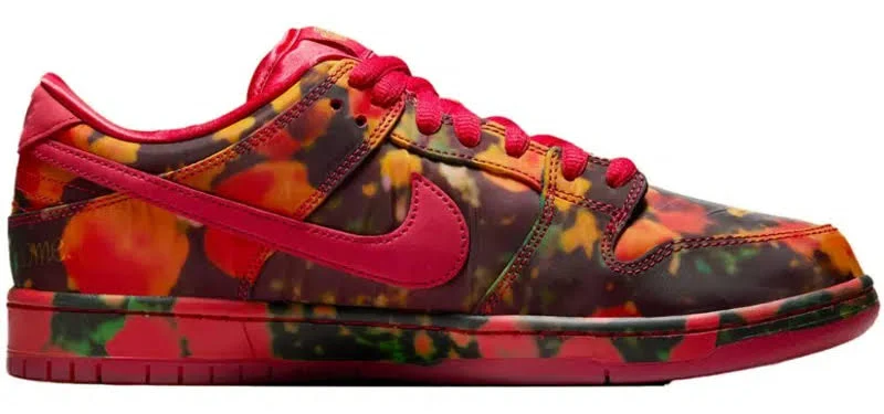 X The Wizard Of oz Sb Dunk Low Pro Sneakers In Red