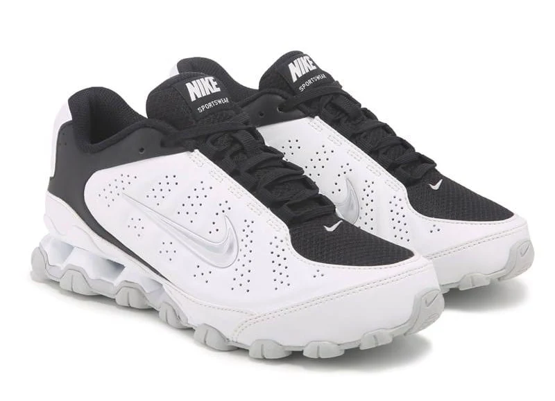 Nike Women's Reax 8 Sneakers