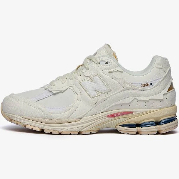 Zapatillas New Balance 2002R "Protection Pack" Off White Talla 42.5