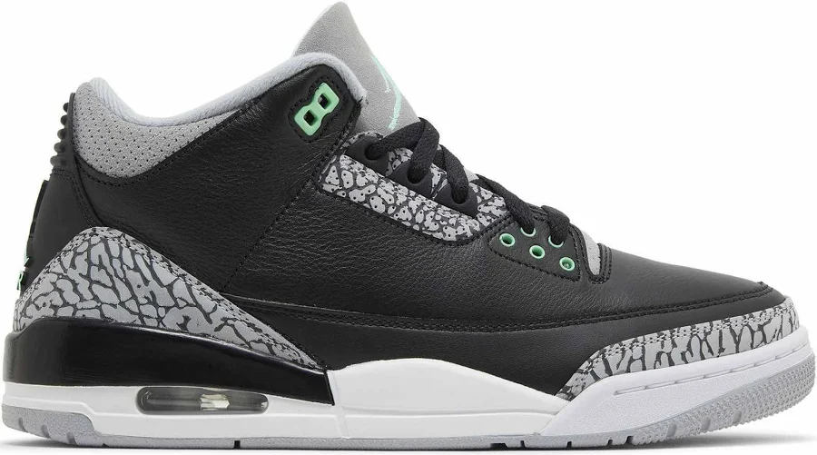Air Jordan 3 Retro 'Green Glow' CT8532-031