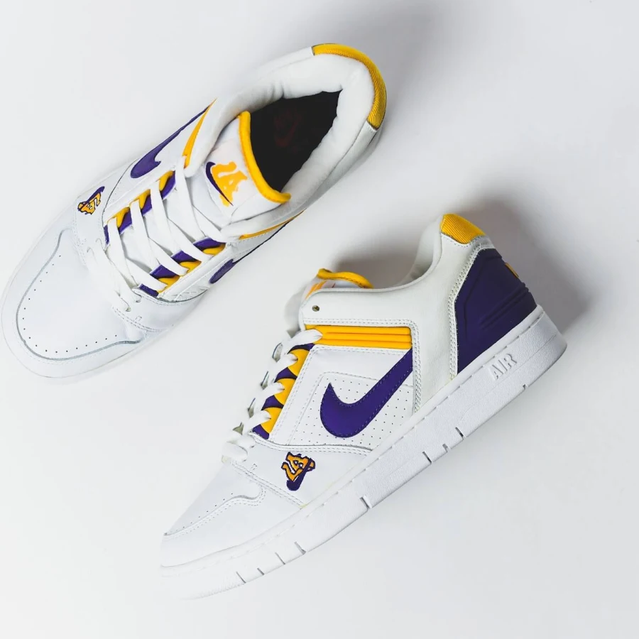 Size US 9.5 - Nike Air Force 2 Low Lakers