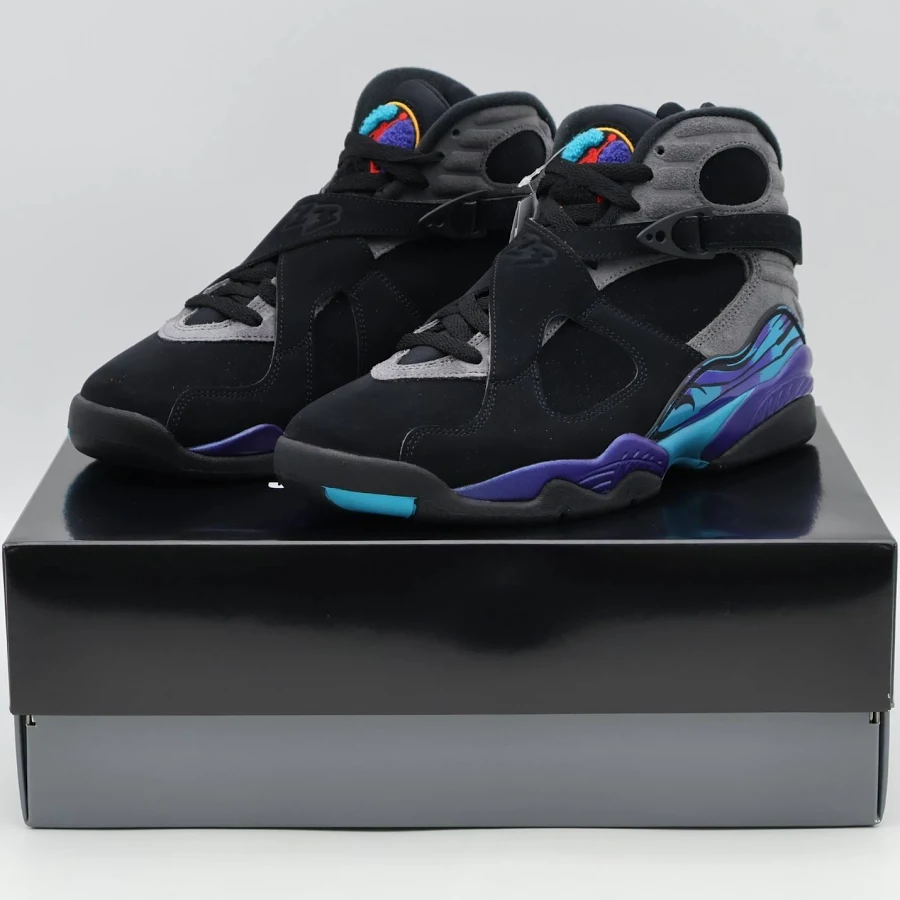 305381-006 Nike Air Jordan 8 Retro Aqua 2025 (men's)