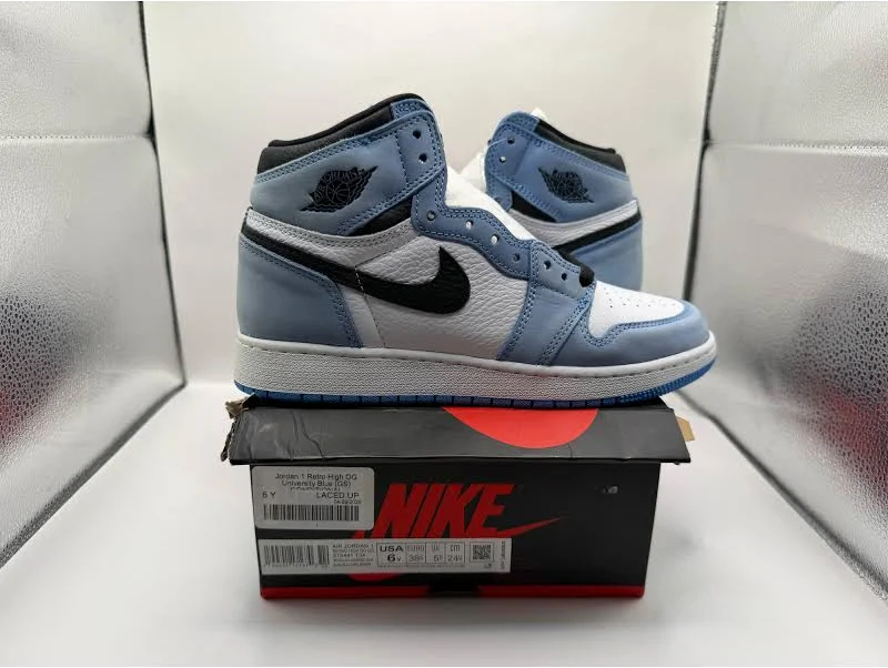 Jordan 1 Retro High OG University Blue (GS) CONDITIONAL / 6 Y