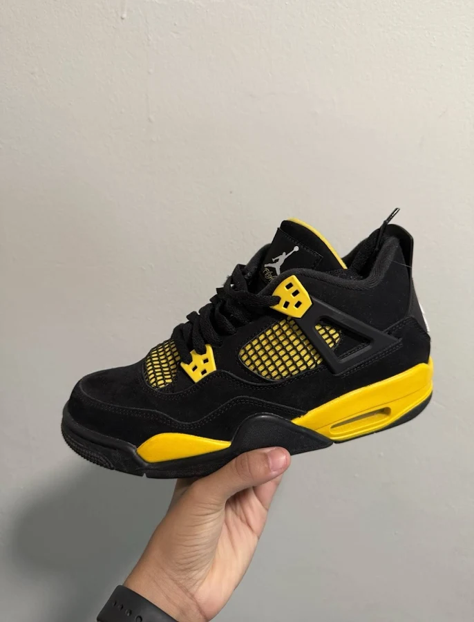 Jordan 4 Retro Yellow Thunder 2023