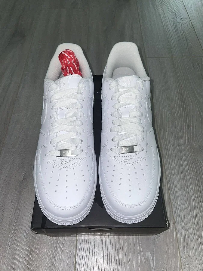 Nike Supreme White Air Force 1