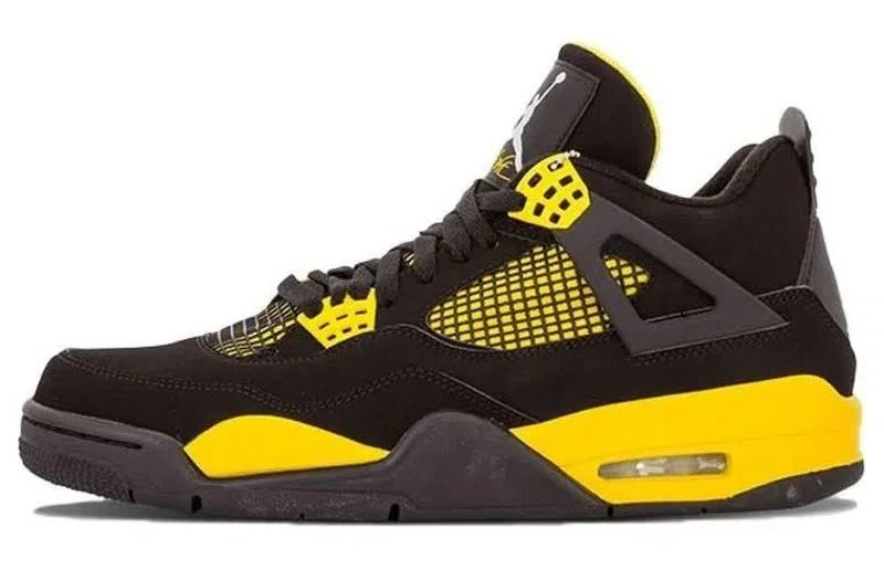 4 Retro 'thunder' 2012 In Black