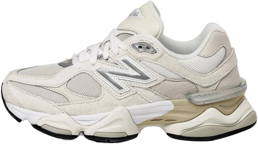 New Balance 9060 Women Sneakers - Sea Salt/moonbeam
