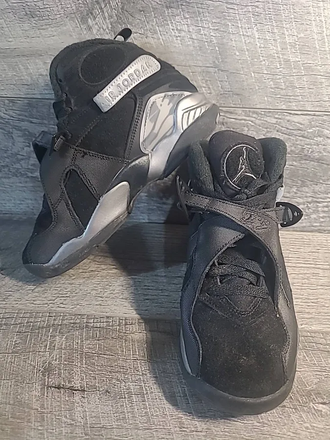Air Jordan 8 Retro Wntr (gs) Size 4y Black/gunsmoke-metallic Silver