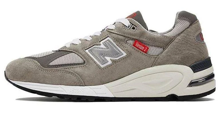 New Balance Men's 990 V2 Lifestyle Shoe