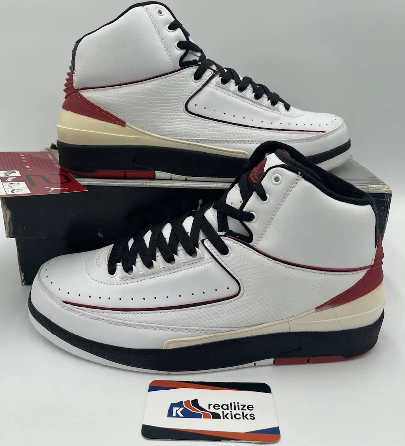Jordan 2 Retro Chrome (2004)