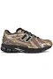 New Balance 1906r Sneaker in Brown - size Mens 10/Womens 11.5