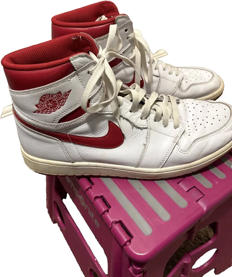 Air Jordan Retro 1 Red/white Men's Size 13
