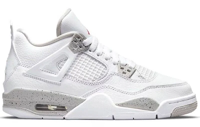 Air Jordan 4 Retro White Oreo (2021) Uk 8.5 / New
