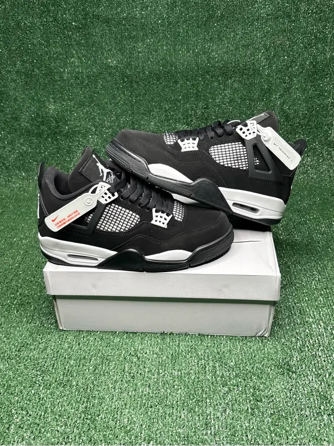 Jordan Shoes | Jordan Men’s Black And White Air 4 Retro Sneakers | Color: Black/White | Size: 8.5 | Jaywalkerton's Closet